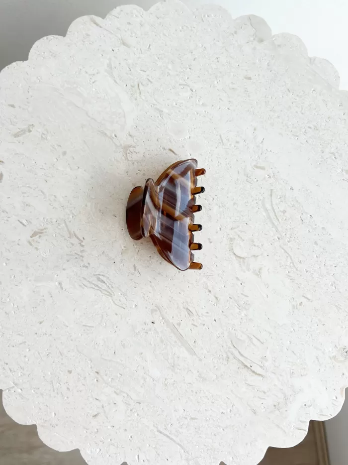 Discount Golden Tribe Mini Abbey Clip - Caramel Stripe